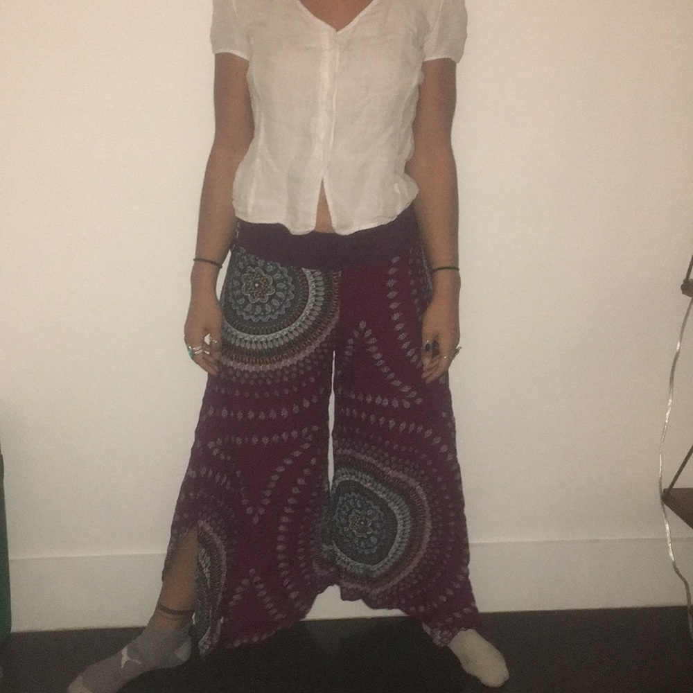 Patterned yoga pants